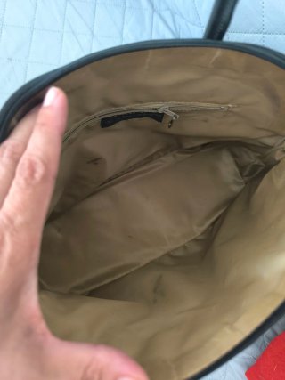 Bolso de piel negro Corte Inglés