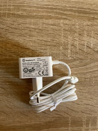 Cargador Raspberry Pi USB-C Oficial