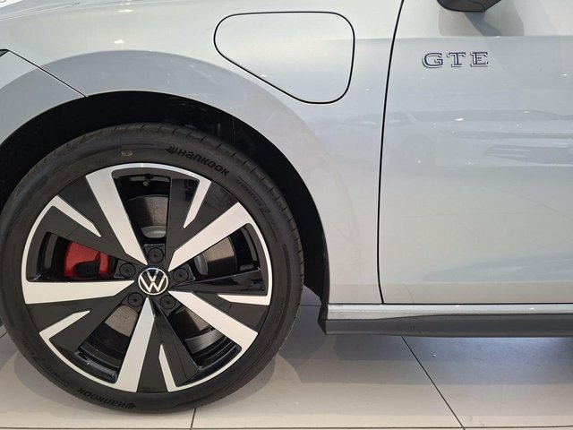 Volkswagen Golf GTE 1.5 PHEV 130kW 200 kW (272 CV) DSG