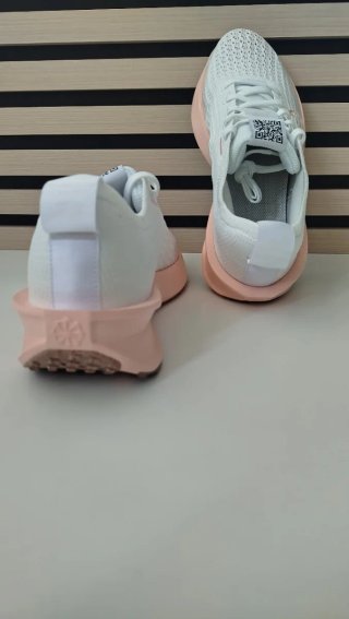 Nike interact run mujer running talla 37.5 nuevas