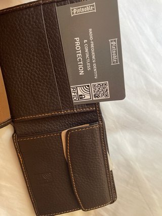 Cartera Pielnoble Negra Cuero