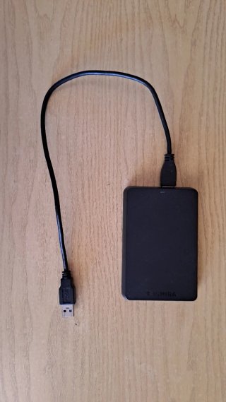 Hard disk esterno Toshiba 1TB USB 3.0