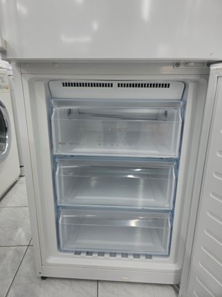Nevera marca BOSCH