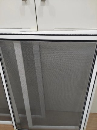 Mosquiteras correderas blancas