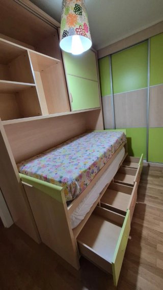 Dormitorio juvenil con cama nido