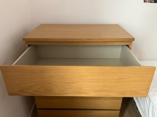 Cómoda Malm Ikea 4 cajones madera