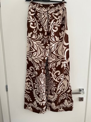 Pantaloni leggeri fantasia floreale