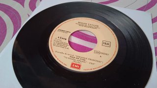 Roger Taylor - Man on Fire 7" 🇪🇦 FIRMADO