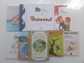 Libros en catalán y español