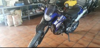 Yamaha xt 660x Azul y Negra