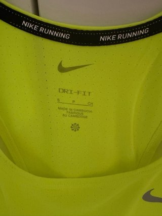 Camiseta Running Nike Tirantes amarillNeón Talla S