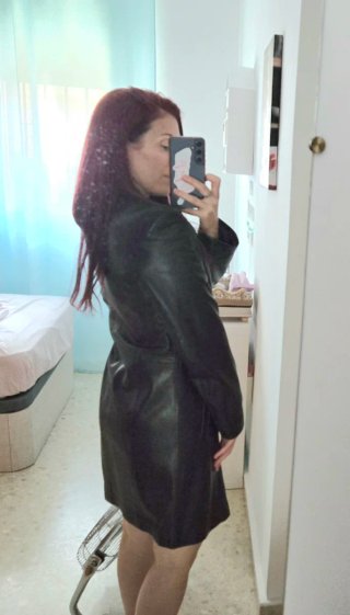 Abrigo de piel negro forrado para más  calidez