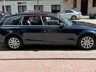 Audi A4 2012 2.0TDI