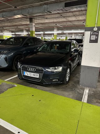 Audi A4 2012 2.0TDI