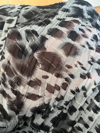 Blusa fina leopardo manga larga