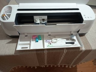 Cricut Maker Champán y Accesorios