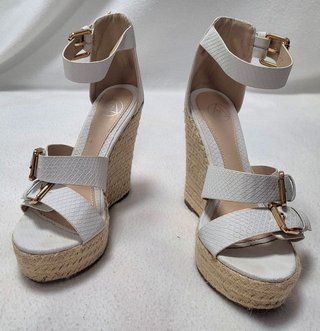 Sandalias de Plataforma ( Missguided )