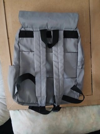 Mochila gris