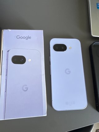 Google Pixel 7a Morado Caja