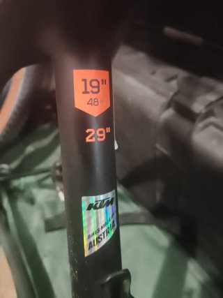 KTM Myroon como nueva