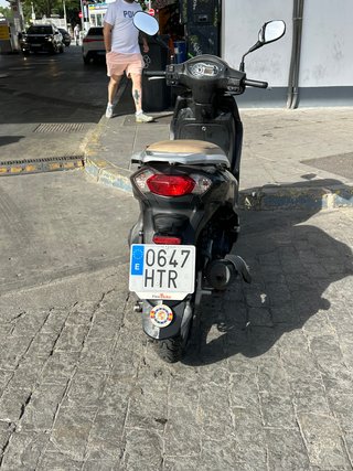 Peugeot Tweet 125cc Marrón 2013
