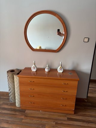 Conjunto Armario, Cómoda y Mesita