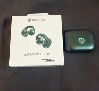 Motorola Buds Loop, Sound by Bose