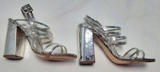 Sandalias de tacón ( Hotsoles )