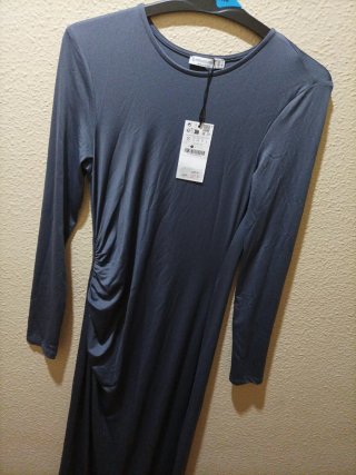 Vestido Stradivarius gris entallado Talla S