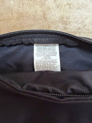 Riñonera Nike Negra