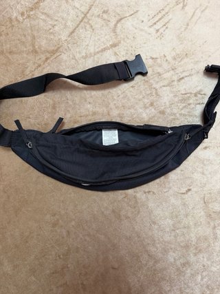 Riñonera Nike Negra
