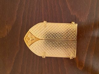 Tríptico religioso dorado