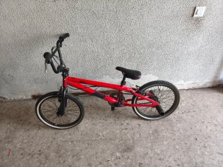 Bici BMX Roja