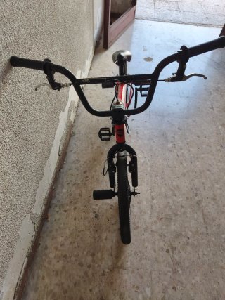 Bici BMX Roja
