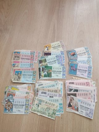 Lotería Nacional + 400 decimos diferentes