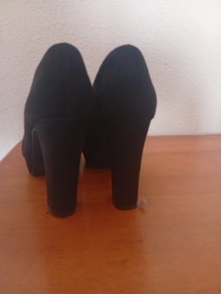 Zapatos de tacón negros terciopelo talla 37