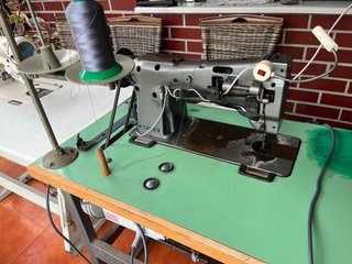 Máquina de coser industrial JUKI y seiko