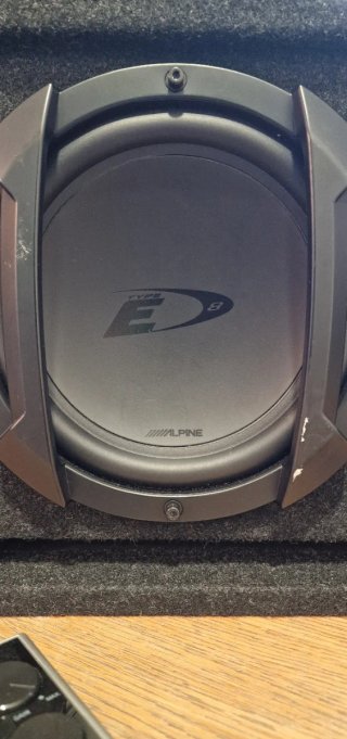 Subwoofer Alpine Coche