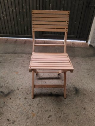 Mesa plegable madera jardín y Set de dos sillas