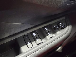 Opel Frontera 1.2T XHT Hybrid eDCT6 107kW Edition