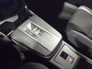 Opel Frontera 1.2T XHT Hybrid eDCT6 107kW Edition