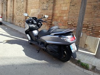 Yamaha Majesty 400 Negra/Gris