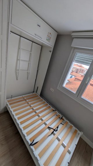 Litera abatible vertical de 105cm blanca
