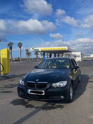 BMW E90 320i 2006