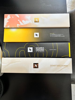 Macchina Caffè Nespresso Vertuo Plus Bianca