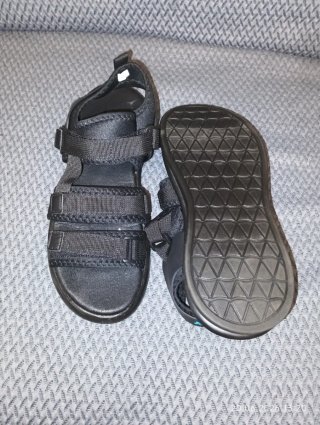Sandalias Negras Ajustables