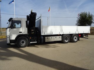 Volvo FM 450--CAMIONES CON GRUA