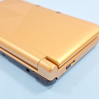 Nintendo 3DS XL Edizione Zelda Oro