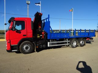 Volvo FM 330--CAMIONES CON GRUA
