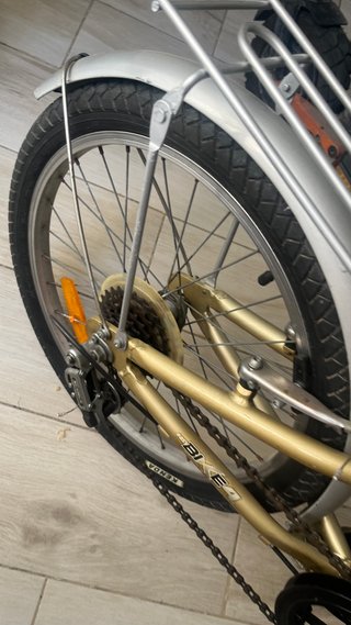 Bicicleta Plegable Dorada